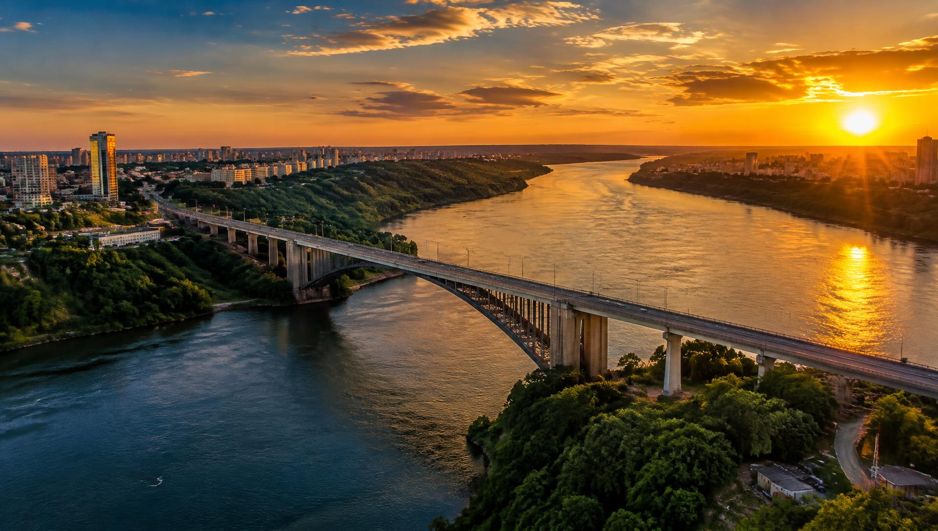 Ponte da Amizade entre Foz do Iguaçu e Ciudad del Este